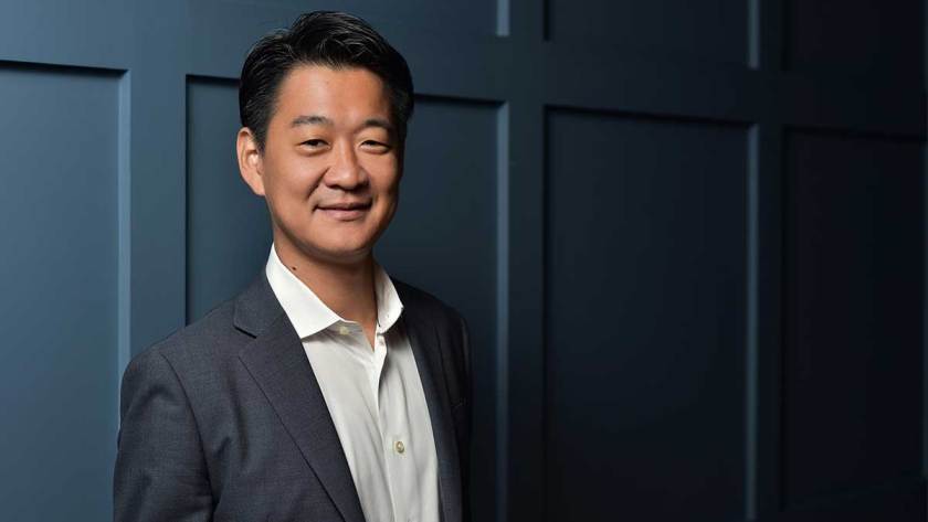 80% of Employees in Singapore Still Going to Office During Lockdown to Manually Process Invoices, Sansan Survey Reveals