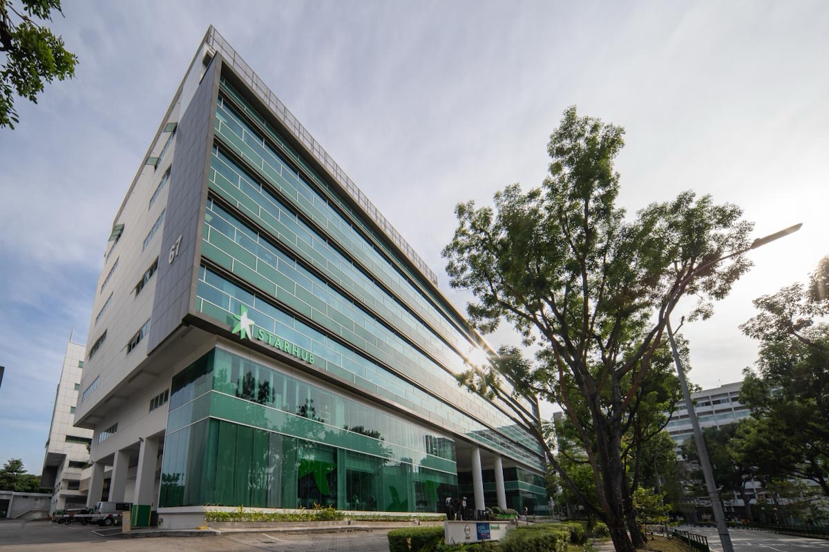 StarHub Rolls Out iPhone 16 Lineup with Exclusive Offers, Premier League Access, and Advanced Connectivity