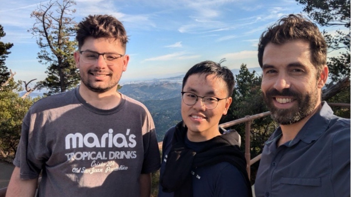 Featherless.ai Raises $20M to Build Neutral Open-Source AI Infrastructure