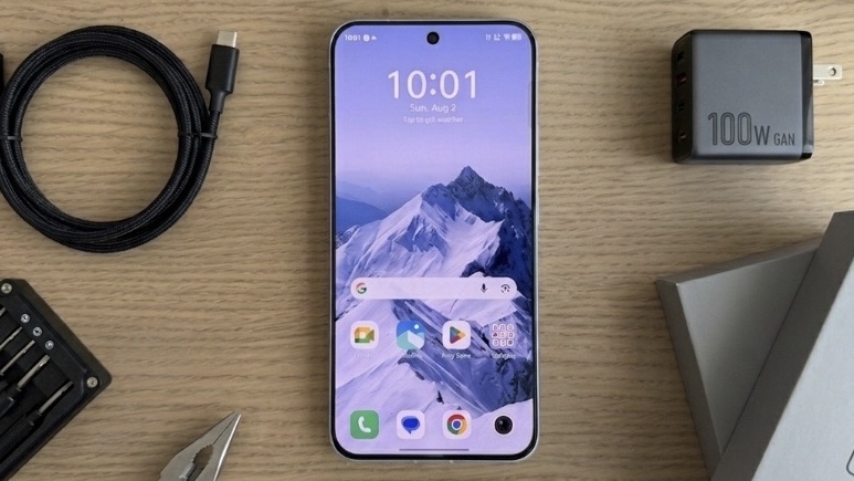 vivo X300 FE Review: Is the ZEISS Telephoto Camera Worth S$1,099?